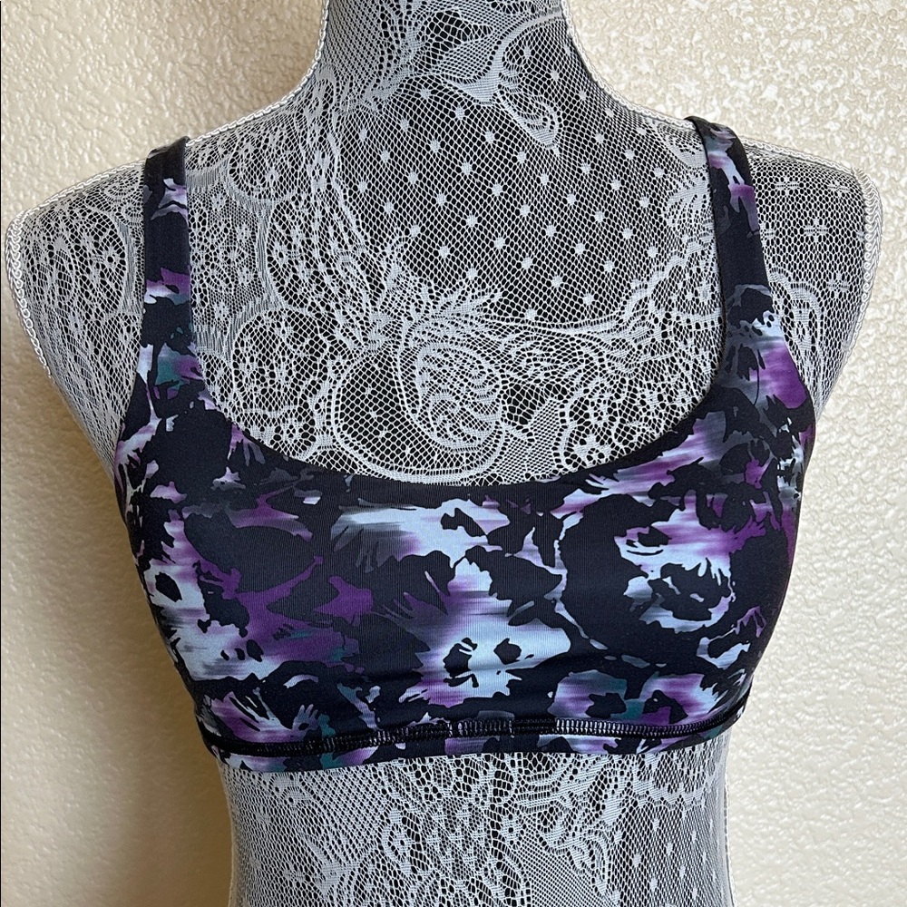 Lululemon Athletica 🍋 Black and Purple Patterned Sports Bra